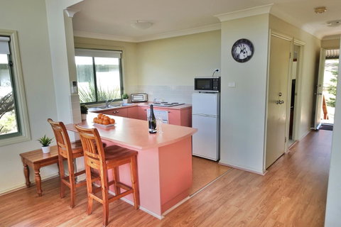 SkyView Villa - Accommodation Cooktown 22