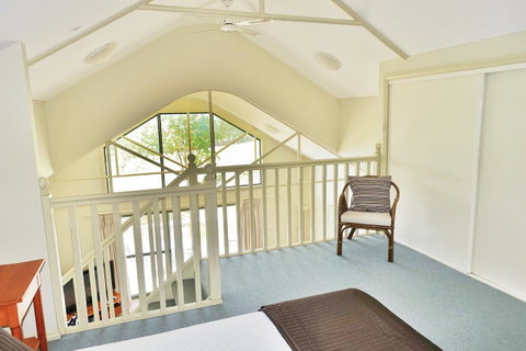 SkyView Villa - Accommodation Cooktown 27