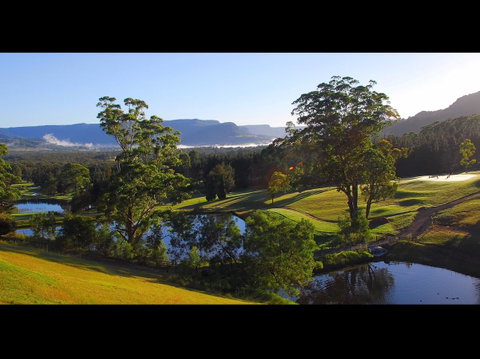 SkyView Villa - Accommodation Cooktown 0