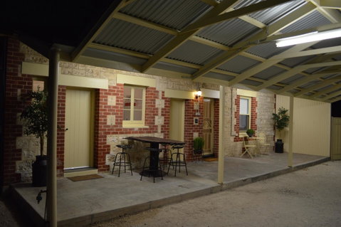 Two Cow Cottage Bed & Breakfast - Accommodation Cooktown 32