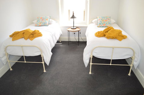 Two Cow Cottage Bed & Breakfast - Accommodation Cooktown 20