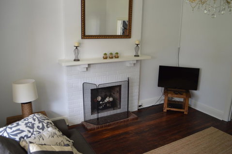Two Cow Cottage Bed & Breakfast - Accommodation Cooktown 11