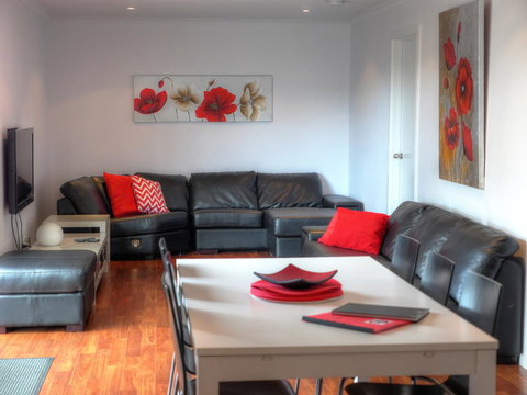 Home On Torrens - Accommodation Cooktown 24