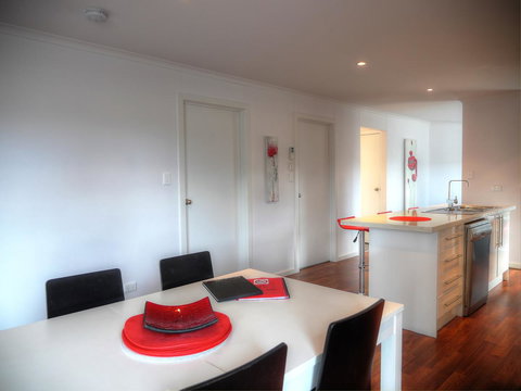 Home On Torrens - Accommodation Cooktown 21