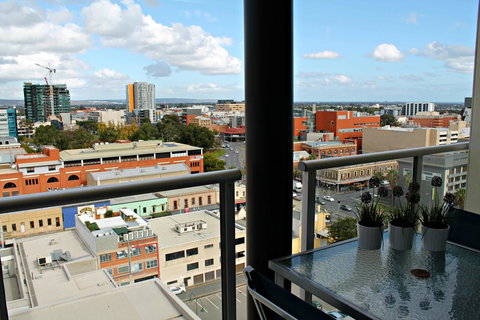Adelaide DressCircle Apartments - North Terrace - Accommodation Cooktown 36