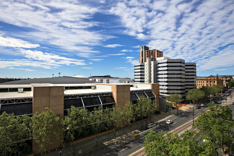 Adelaide DressCircle Apartments - North Terrace - Accommodation Cooktown 35
