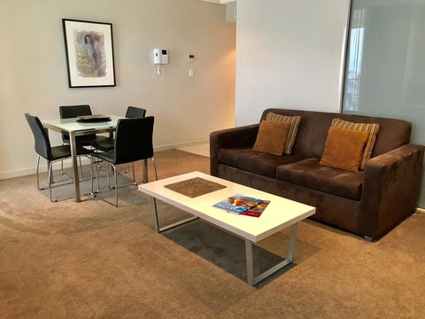 Adelaide DressCircle Apartments - North Terrace - Accommodation Cooktown 10