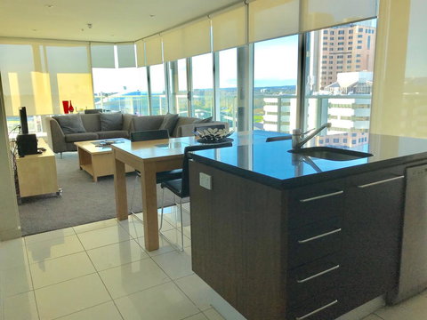 Adelaide DressCircle Apartments - North Terrace - Accommodation Cooktown 3