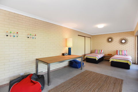 Port Of Call - Port Willunga - C21 SouthCoast Holidays - Accommodation Cooktown 21