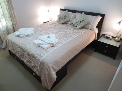 Lights Landing Apartments - Accommodation Cooktown 24