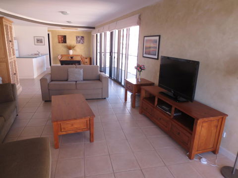 Lights Landing Apartments - Accommodation Cooktown 18