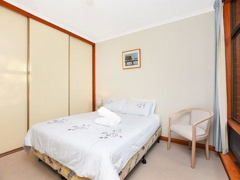 Franklin Beachfront Apartments - Accommodation Cooktown 15