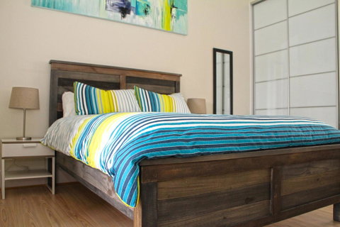 Smugglers Inn Studio Apartments - Accommodation Cooktown 13