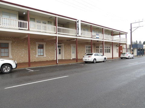 Smugglers Inn Studio Apartments - Accommodation Cooktown 10