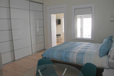 Smugglers Inn Studio Apartments - Accommodation Cooktown 6