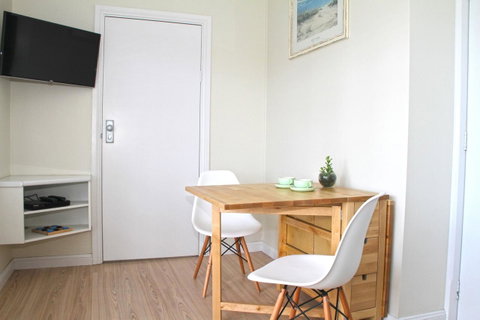 Smugglers Inn Studio Apartments - Accommodation Cooktown 14