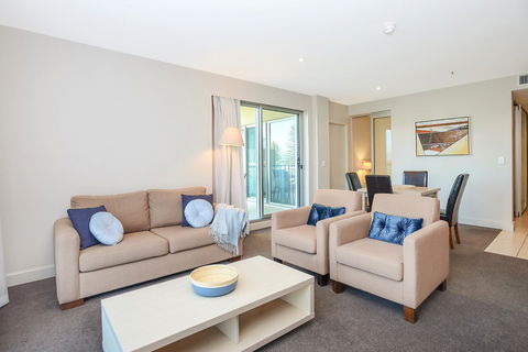 Pier Luxury Apartments - Accommodation Cooktown 24