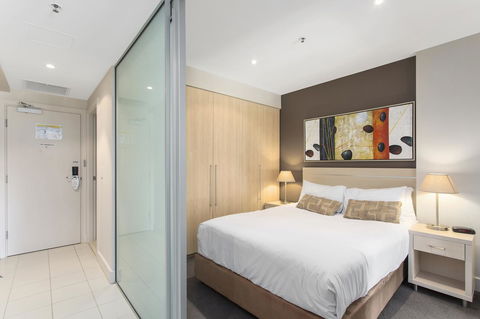 Pier Luxury Apartments - Accommodation Cooktown 9