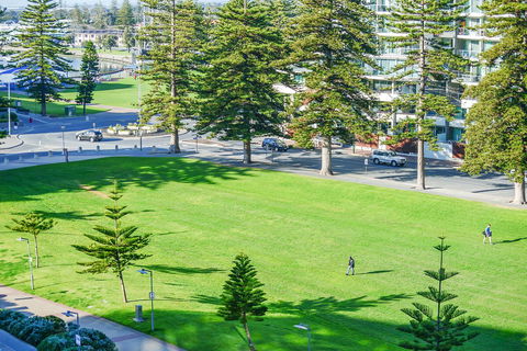 Pier Luxury Apartments - Accommodation Cooktown 32