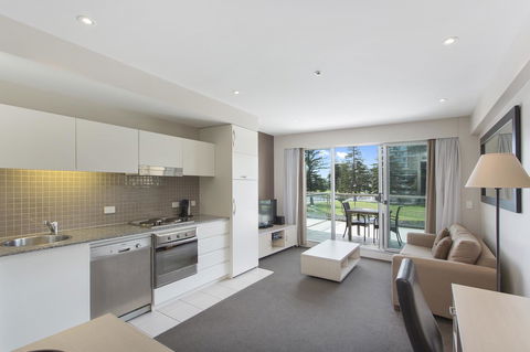 Pier Luxury Apartments - Accommodation Cooktown 8