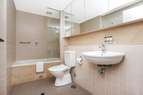 Pier Luxury Apartments - Accommodation Cooktown 18