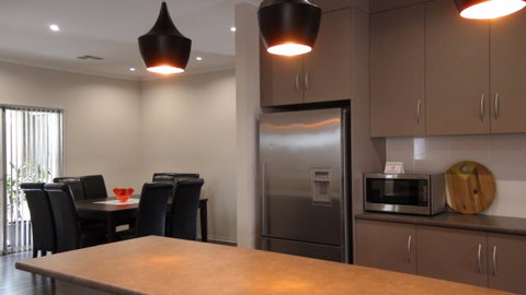 Casavino Luxury Villa - Accommodation Cooktown 13