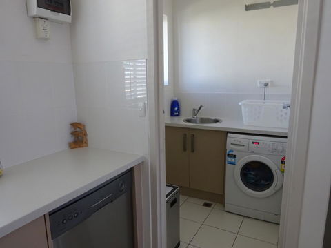 Selene Holiday Apartment @West Beach - Accommodation Cooktown 18
