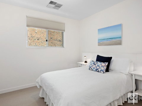 Breeze Beachfront Apartment - Accommodation Cooktown 32