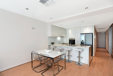 Breeze Beachfront Apartment - Accommodation Cooktown 10