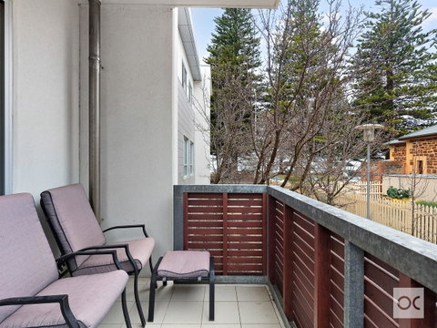 Breeze Beachfront Apartment - Accommodation Cooktown 26