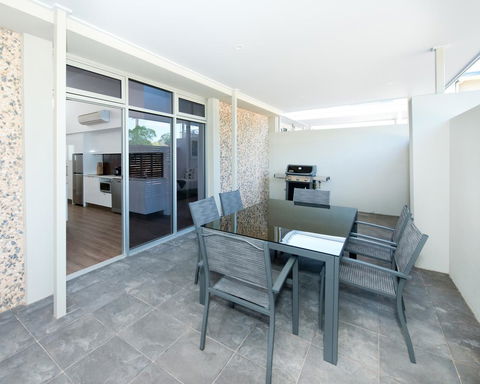 Loxton Courthouse Apartments - Accommodation Cooktown 11