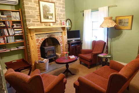 Amy\'s House Bed & Breakfast - Accommodation Cooktown 12