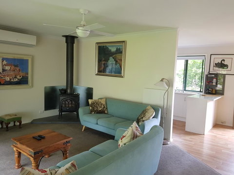 Amy\'s House Bed & Breakfast - Accommodation Cooktown 25