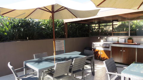 Bayview Beachfront Apartments, In Town Right On The Beach - Accommodation Cooktown 23