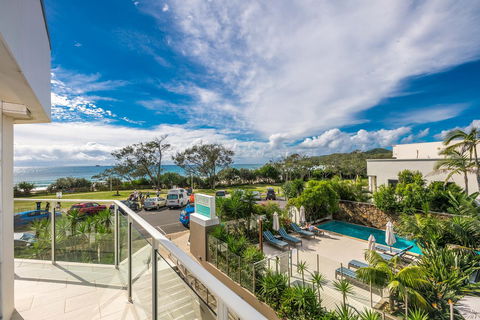 Bayview Beachfront Apartments, In Town Right On The Beach - Accommodation Cooktown 10