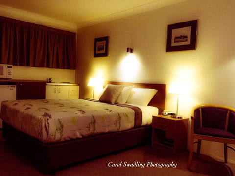 Ten Dollar Town Motel - Accommodation Cooktown 4