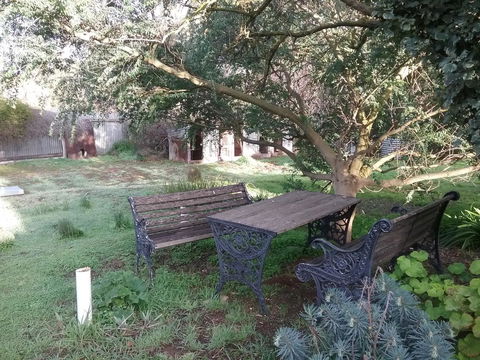 The Pig And Whistle - Accommodation Cooktown 32