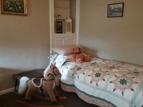 The Pig And Whistle - Accommodation Cooktown 35