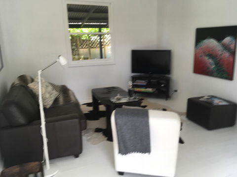 Hilltop Too - Accommodation Cooktown 3