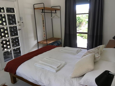 Hilltop Too - Accommodation Cooktown 20