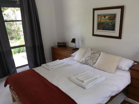 Hilltop Too - Accommodation Cooktown 9