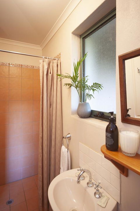 Angaston Saleyards Luxury Accommodation - Accommodation Cooktown 10
