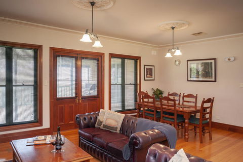 Angaston Saleyards Luxury Accommodation - Accommodation Cooktown 7