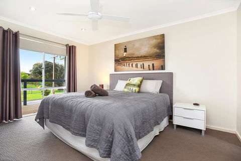 'Hope House' - Encounter Bay - Accommodation Cooktown 12