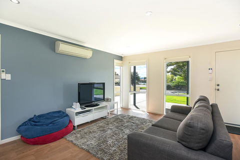 'Hope House' - Encounter Bay - Accommodation Cooktown 9