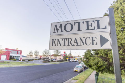 Bathurst Motor Inn - Accommodation Cooktown 35