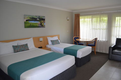 Bathurst Motor Inn - Accommodation Cooktown 18