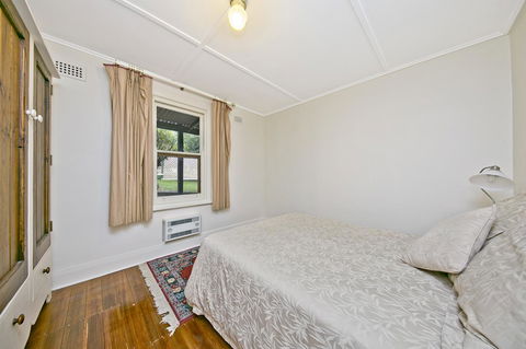 Vineyard Cottage BnB - Accommodation Cooktown 18
