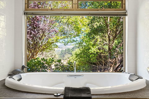 Adelaide Hills Retreats - Accommodation Cooktown 13
