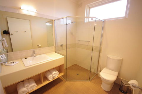 Adelaide Road Motor Lodge - Accommodation Cooktown 38
